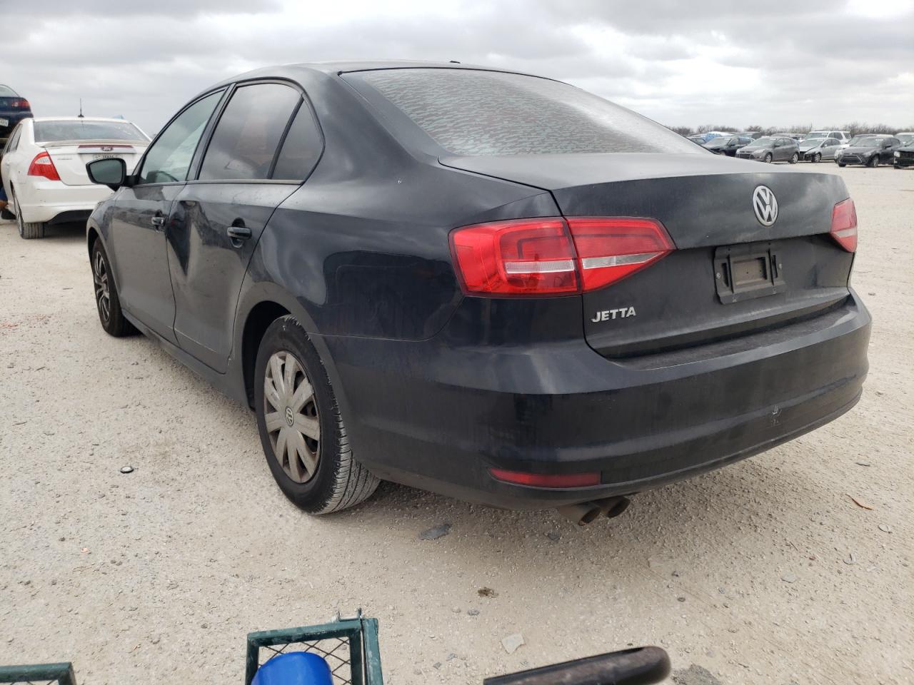 Photo 3 from auction – 2015 VOLKSWAGEN JETTA BASE with VIN 3VW2K7AJ8FM400443