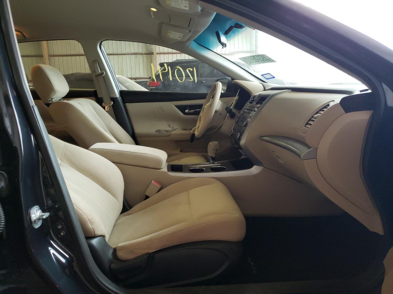 Photo 5 from auction – 2015 NISSAN ALTIMA 2.5 with VIN 1N4AL3AP8FN365584