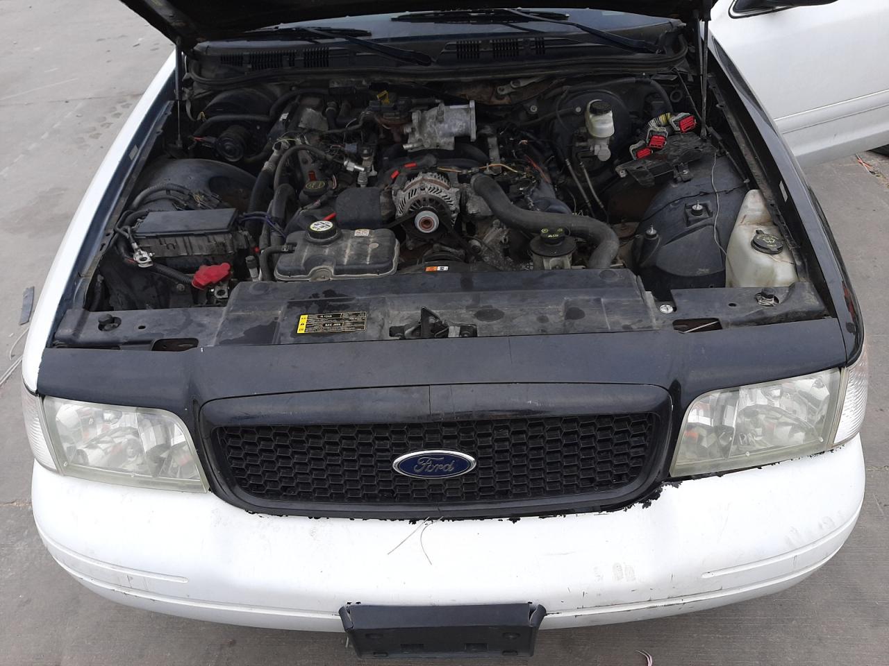 Photo 7 from auction – 2007 FORD CROWN VICT with VIN 2FAHP71W77X147508