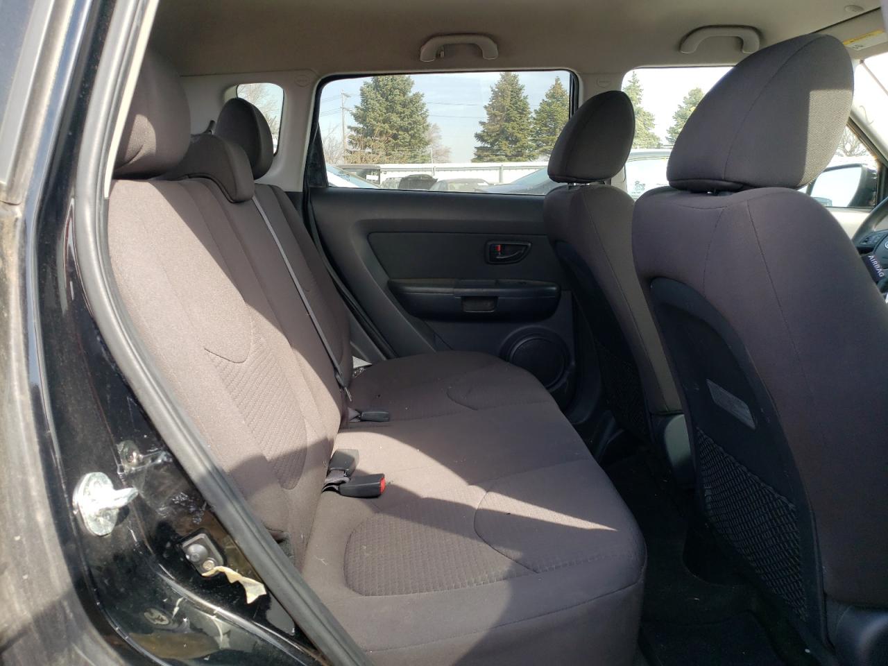Photo 6 from auction – 2012 KIA SOUL with VIN KNDJT2A54C7422091