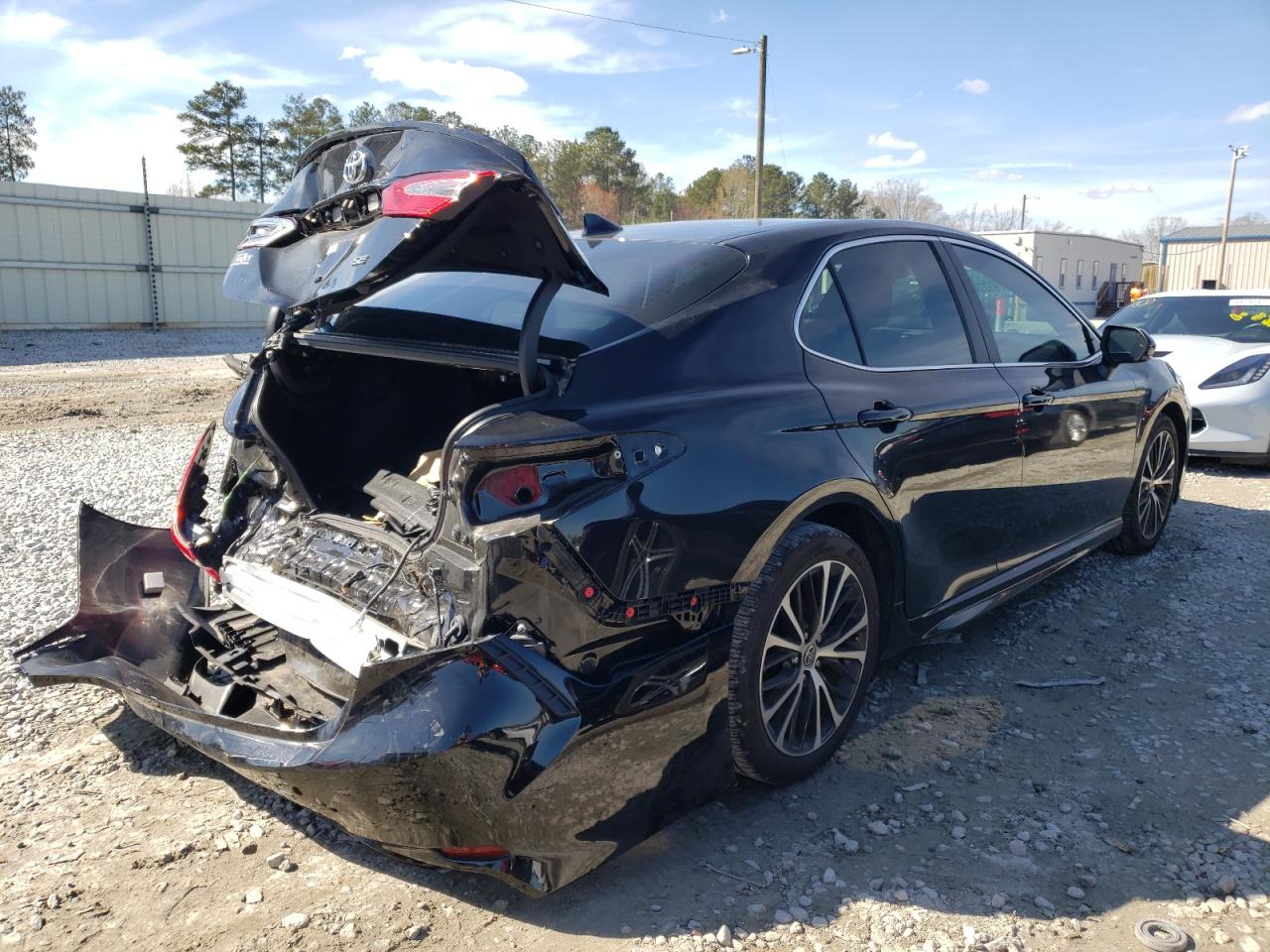 Photo 4 from auction – 2020 TOYOTA CAMRY SE with VIN 4T1M11AK2LU507933