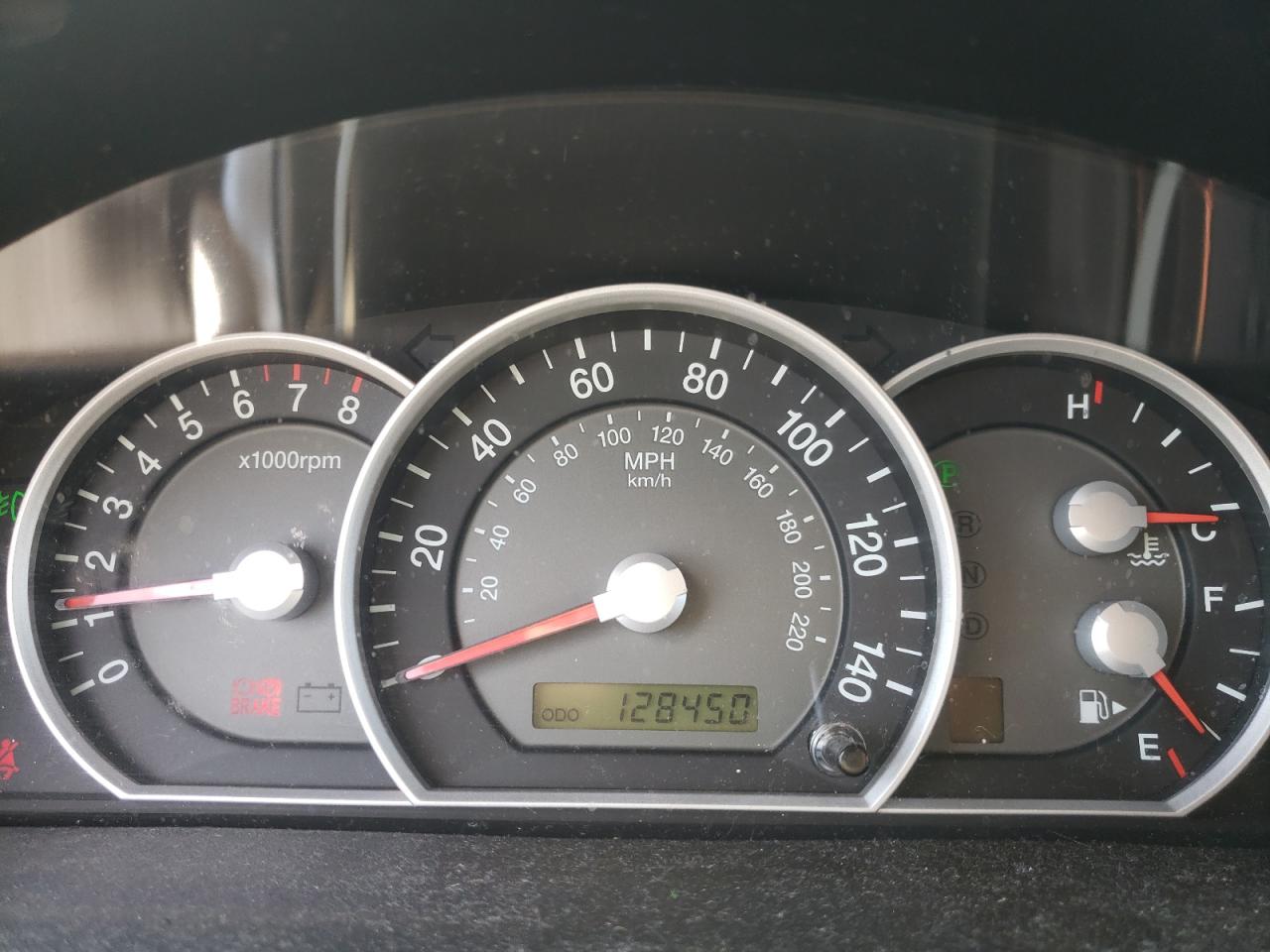 Photo 8 from auction – 2007 KIA SORENTO EX with VIN KNDJD736775706946