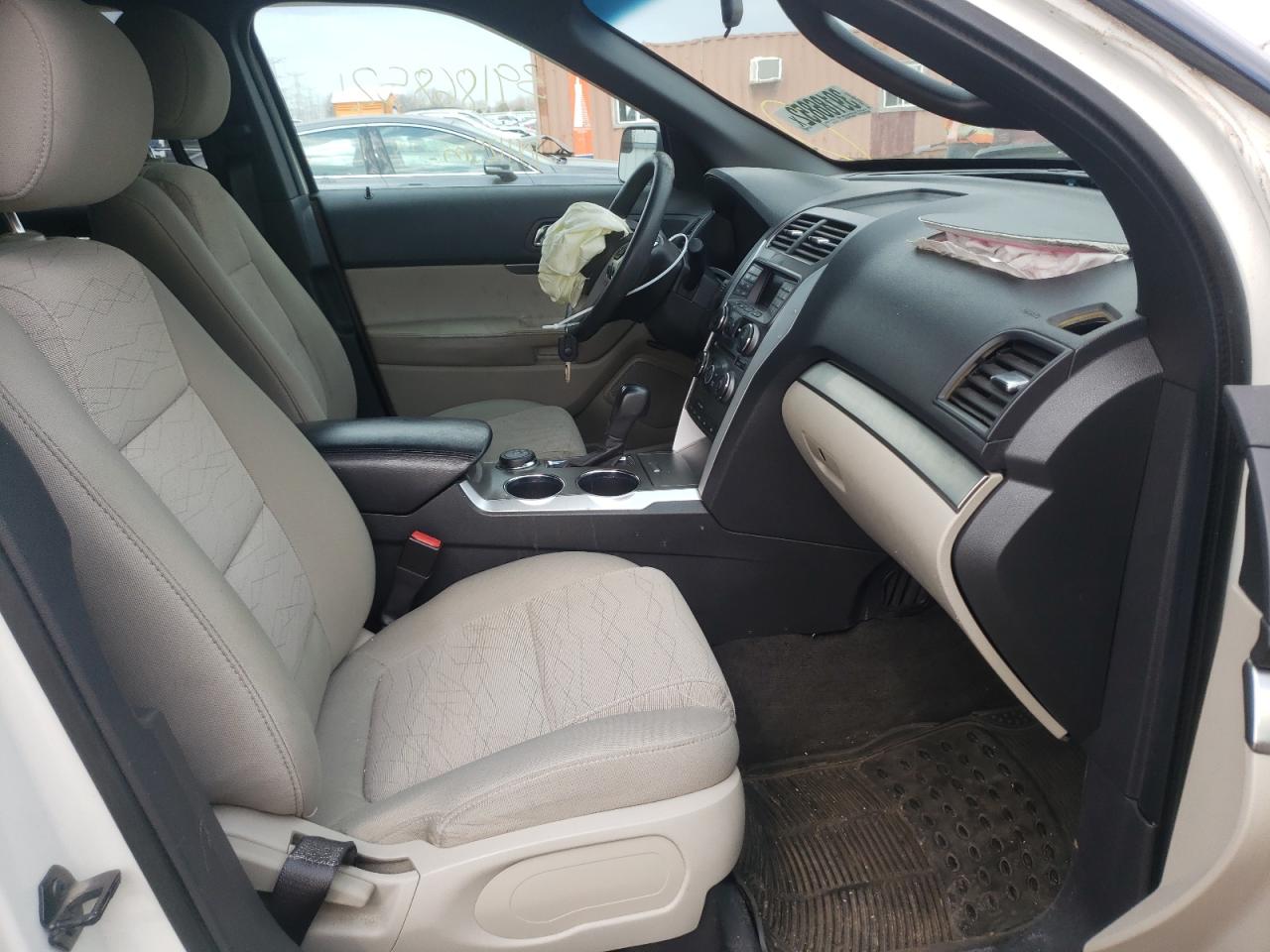 Photo 5 from auction – 2012 FORD EXPLORER with VIN 1FMHK8B87CGA63702