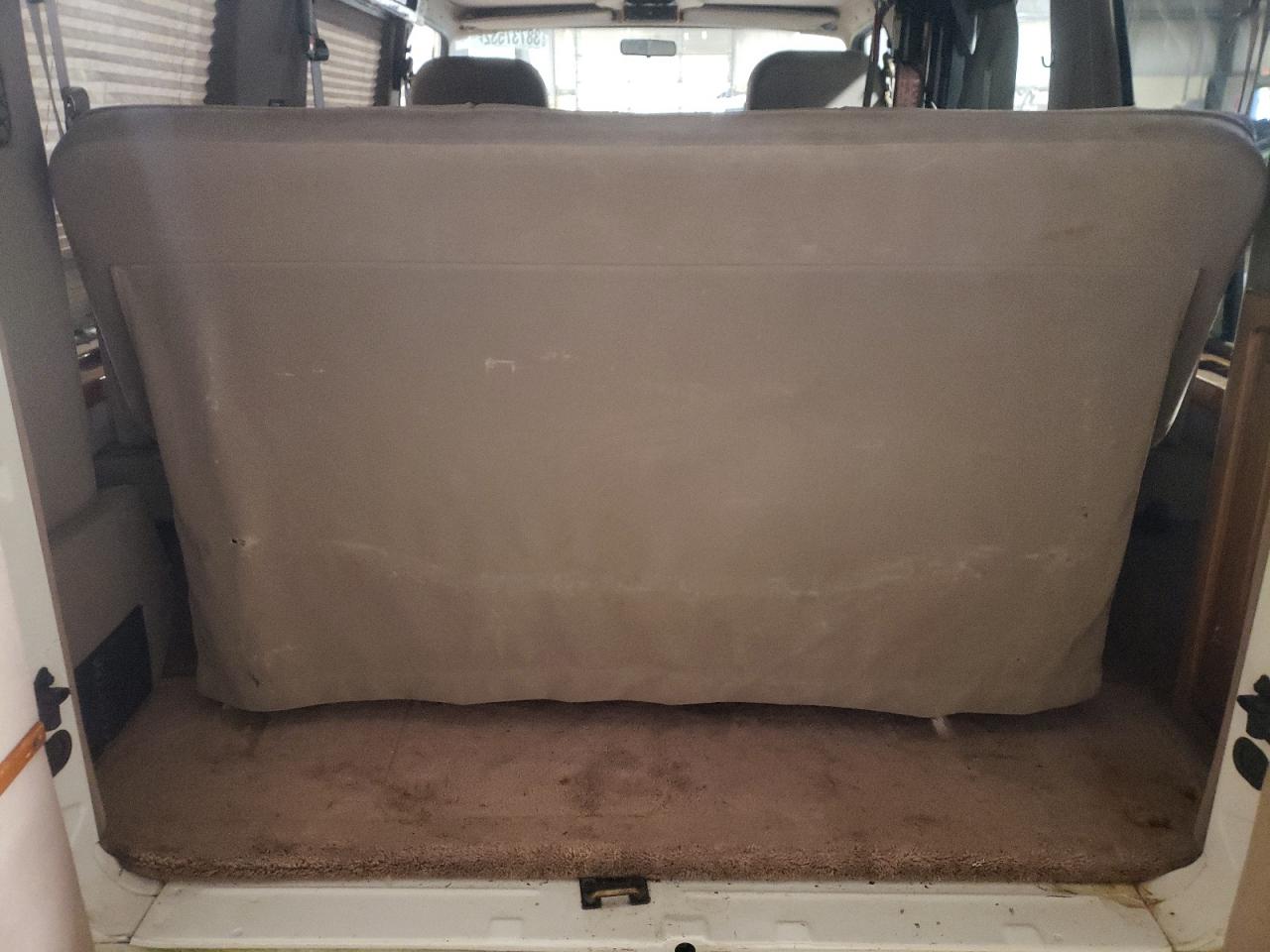 Photo 9 from auction – 1998 DODGE VAN with VIN 2B6HB11X1WK114342