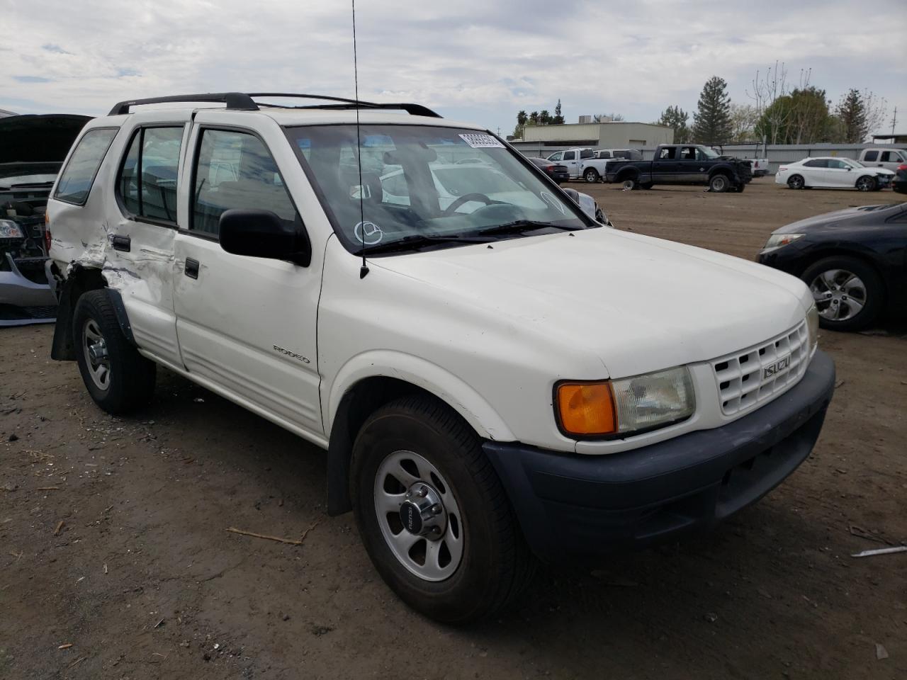 ISUZU RODEO S 1998 with VIN 4S2CK58D2W4371601 - Photo from auction