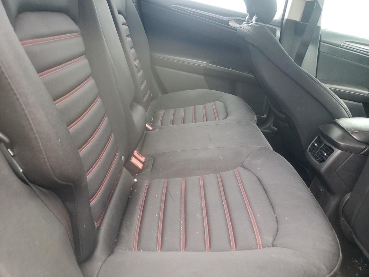 Photo 6 from auction – 2013 FORD FUSION SE with VIN 3FA6P0H95DR138458