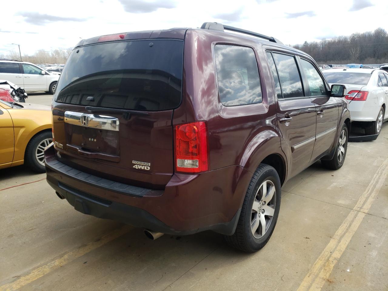 Photo 4 from auction – 2012 HONDA PILOT TOUR with VIN 5FNYF4H97CB078180