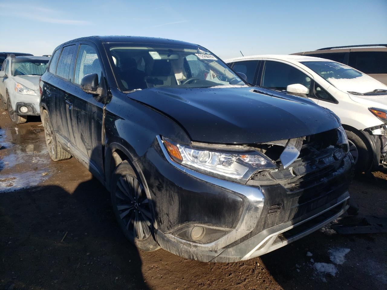 MITSUBISHI OUTLANDER 2020 with VIN JA4AZ3A30LZ026810 - Photo from auction