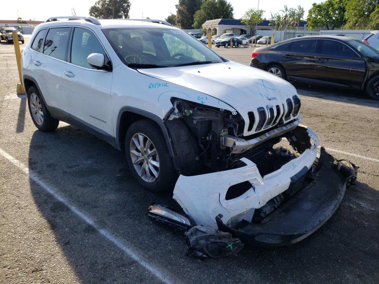 JEEP CHEROKEE L 2015 with VIN 1C4PJMDBXFW739770 - Photo from auction