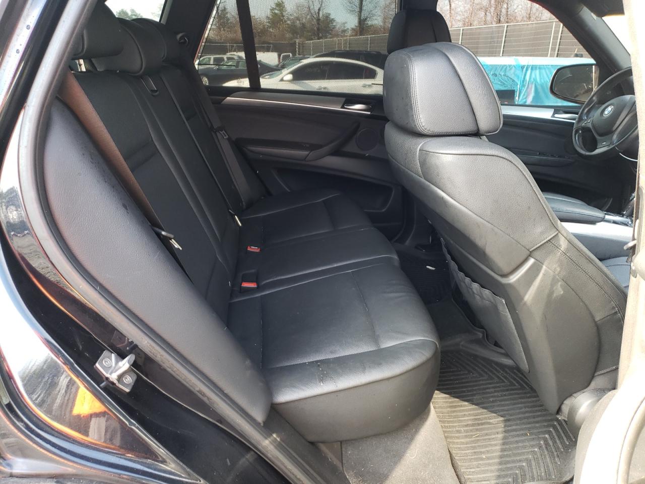 Photo 6 from auction – 2011 BMW X5 XDRIVE5 with VIN 5UXZV8C5XBL418600