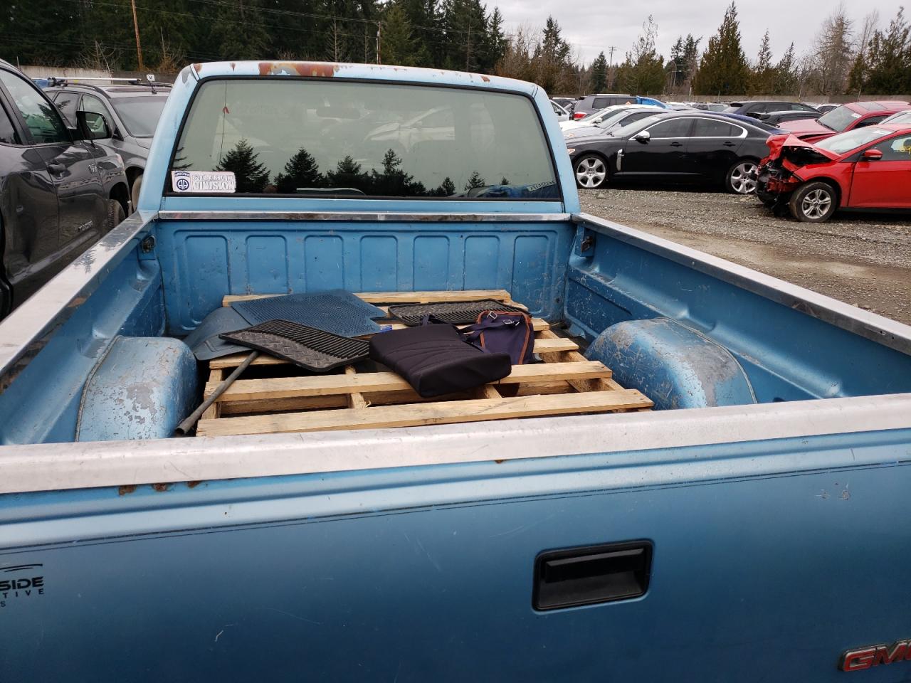 Photo 6 from auction – 1993 GMC SIERRA K15 with VIN 2GTEK19K8P1563029