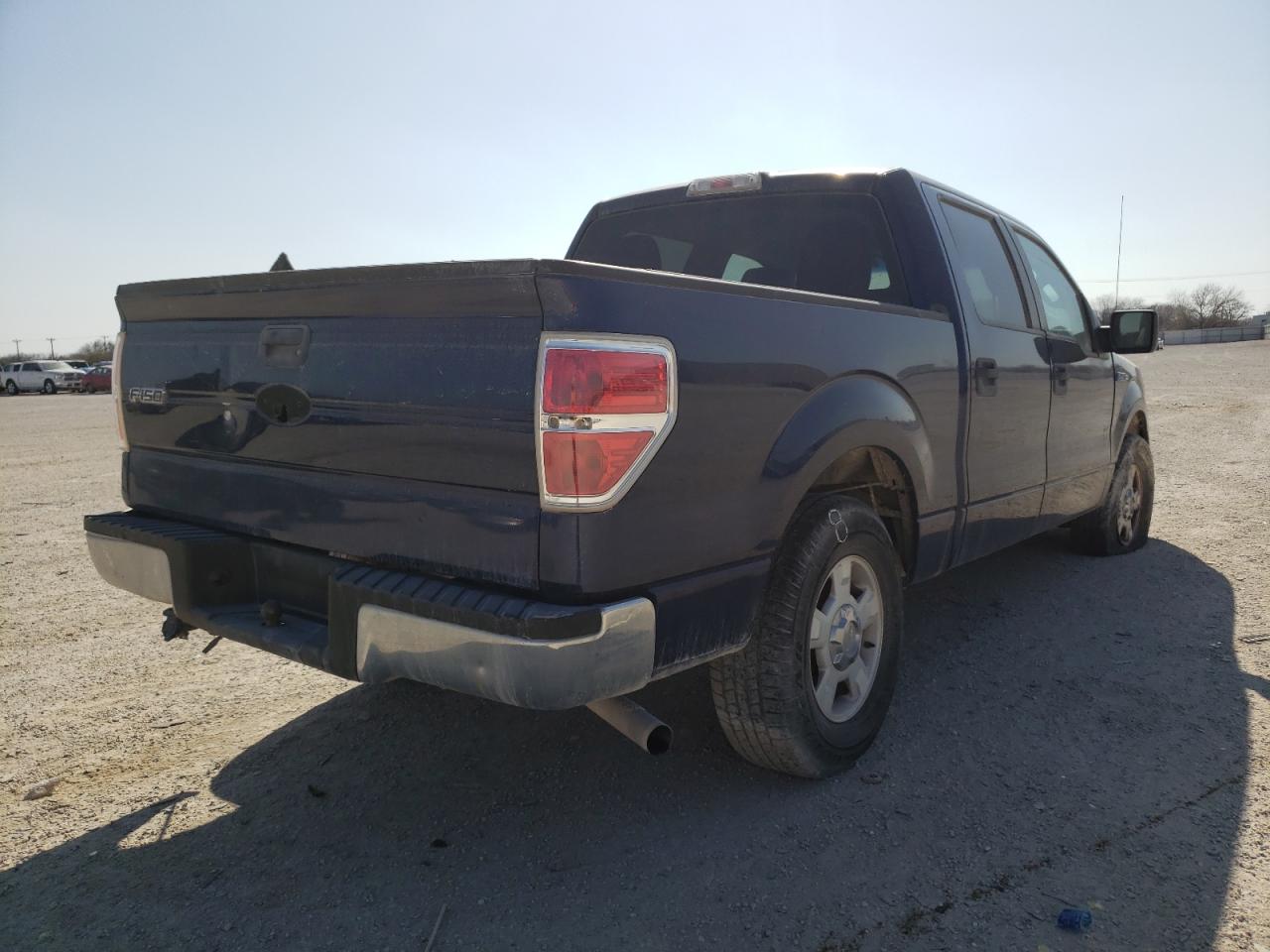 Photo 4 from auction – 2010 FORD F150 SUPER with VIN 1FTEW1C87AFC36915