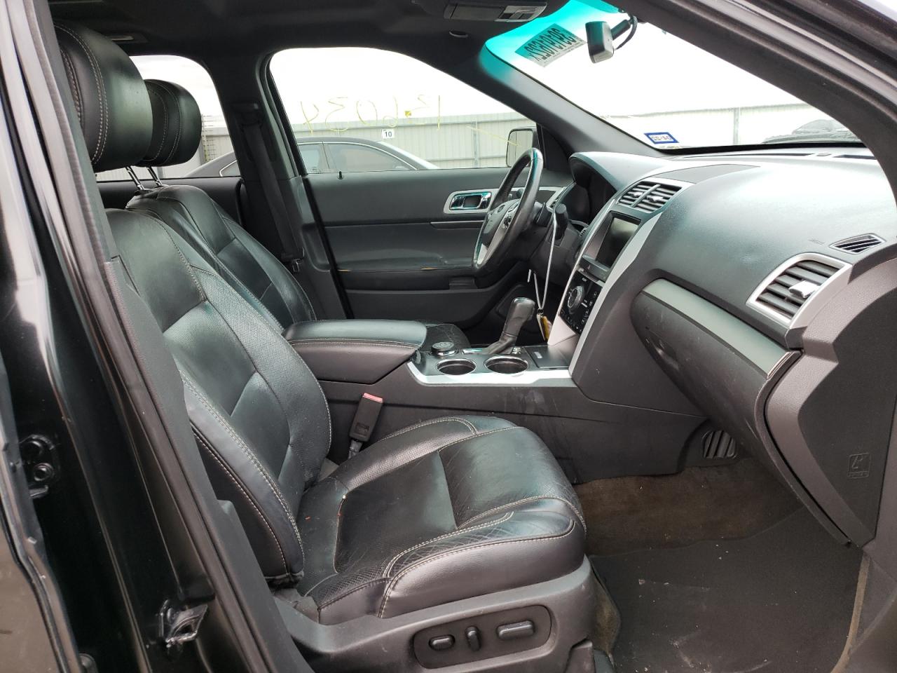 Photo 5 from auction – 2013 FORD EXPLORER S with VIN 1FM5K8GT8DGC29436