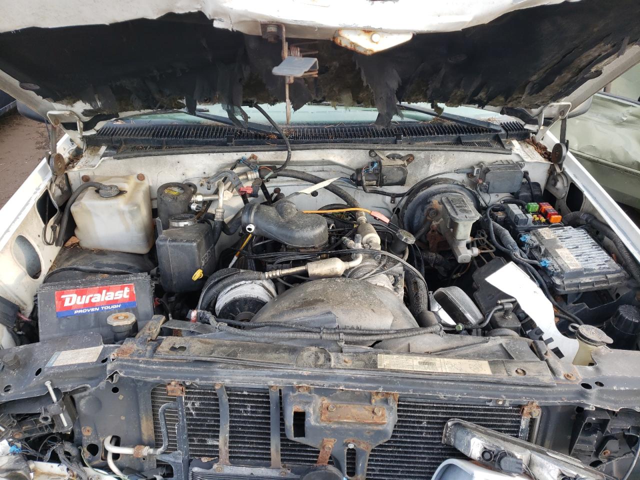Photo 7 from auction – 2000 CADILLAC ESCALADE with VIN 1GYEK13R0YR158128