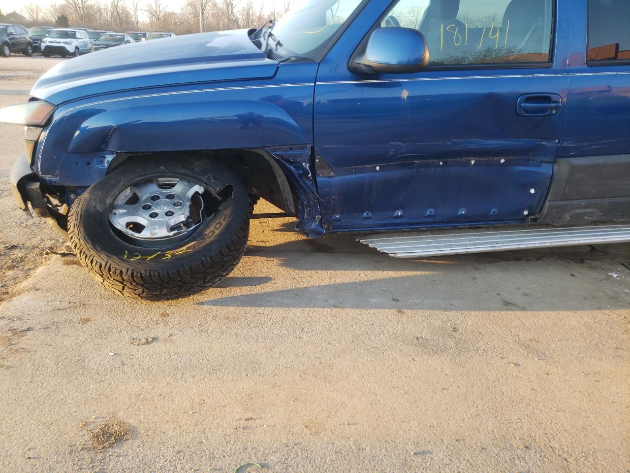 Photo 9 from auction – 2003 CHEVROLET AVALANCHE with VIN 3GNEK13T33G317872