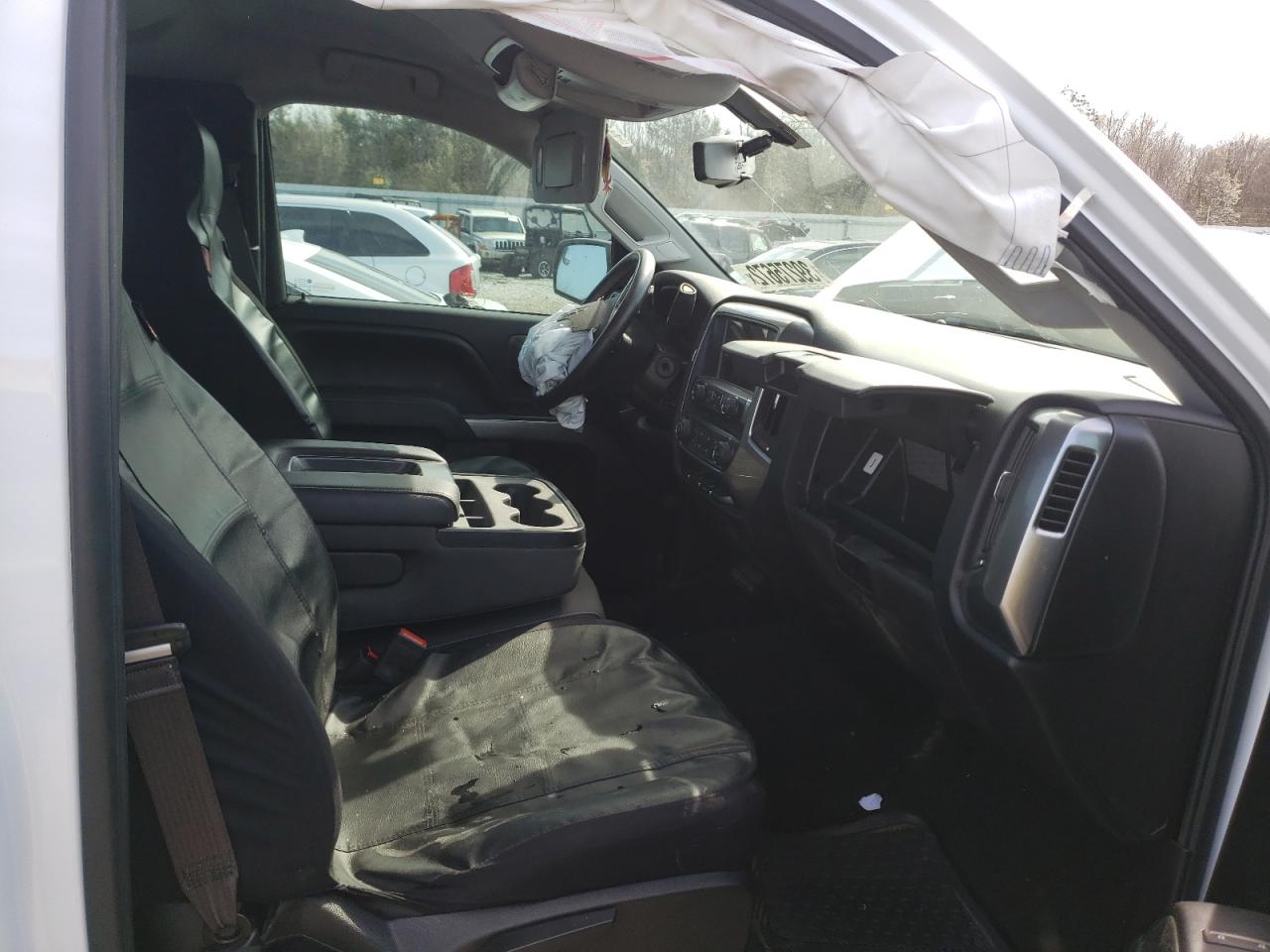 Photo 5 from auction – 2017 CHEVROLET SILVERADO with VIN 1GCNKREC0HZ115311