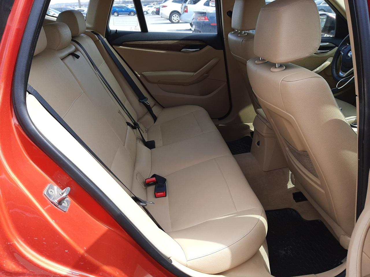 Photo 6 from auction – 2015 BMW X1 SDRIVE2 with VIN WBAVM1C50FVW57090