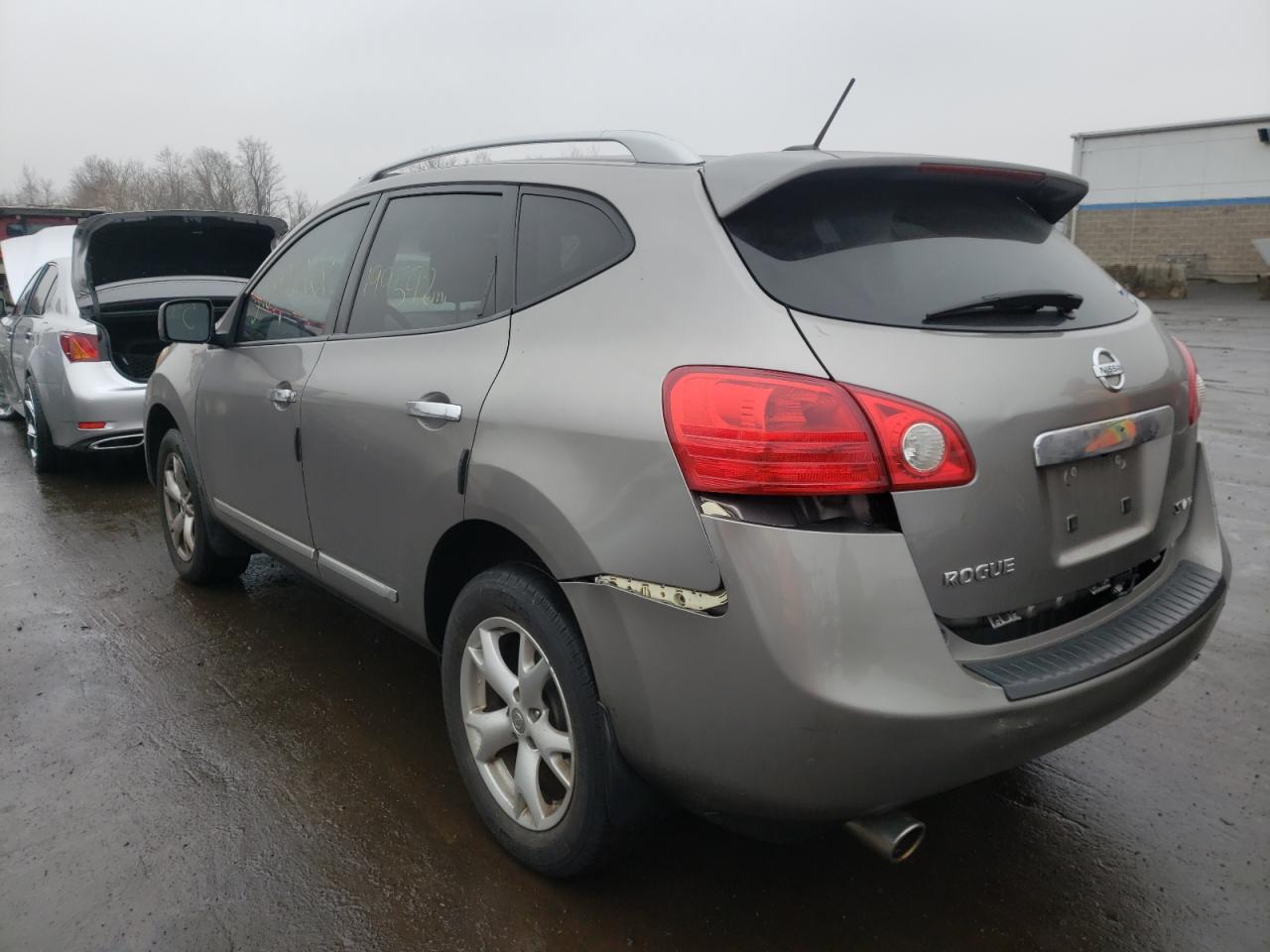 Photo 3 from auction – 2011 NISSAN ROGUE S with VIN JN8AS5MV1BW688984