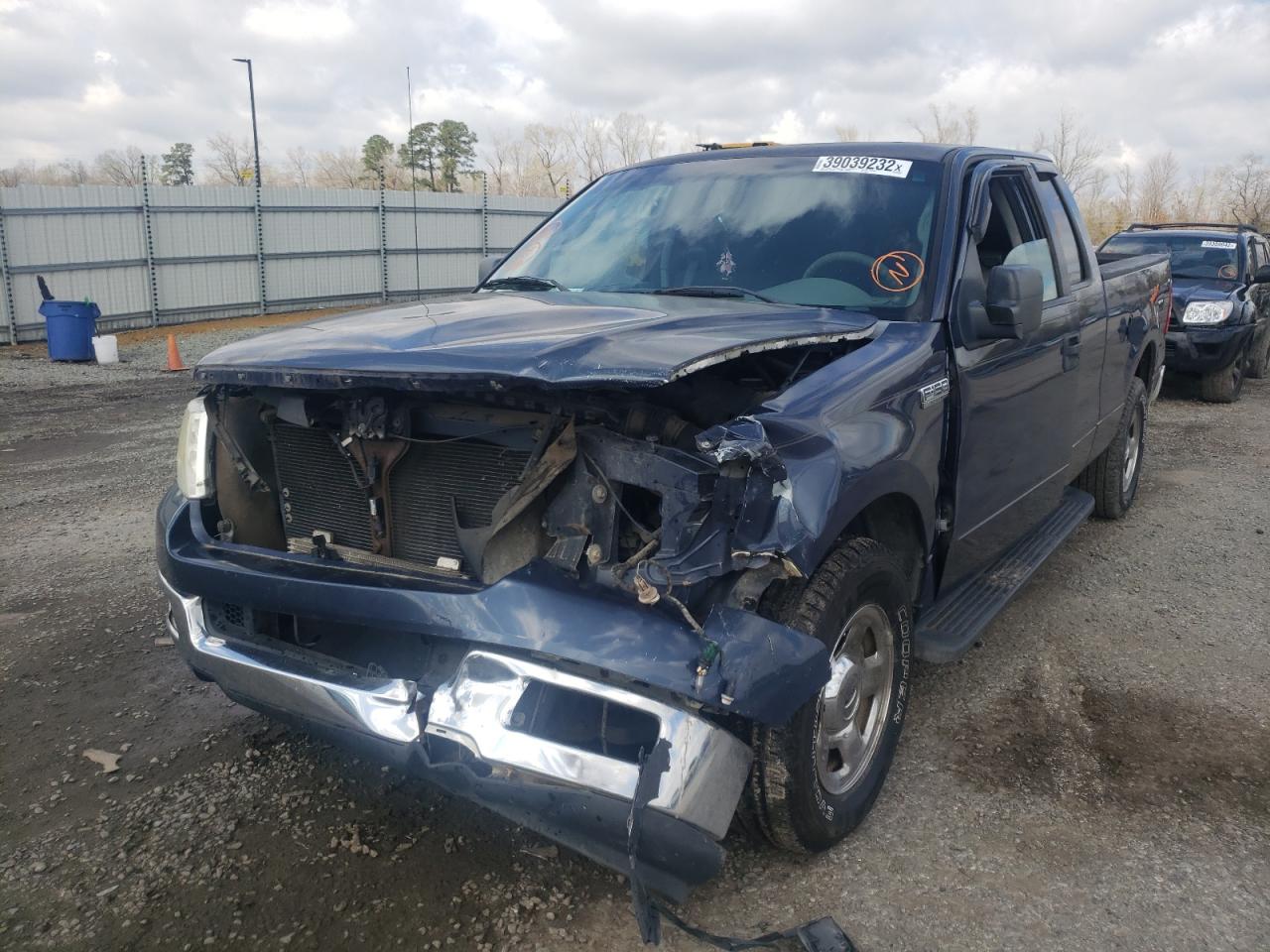 Photo 9 from auction – 2005 FORD F150 with VIN 1FTPX12555NB42623
