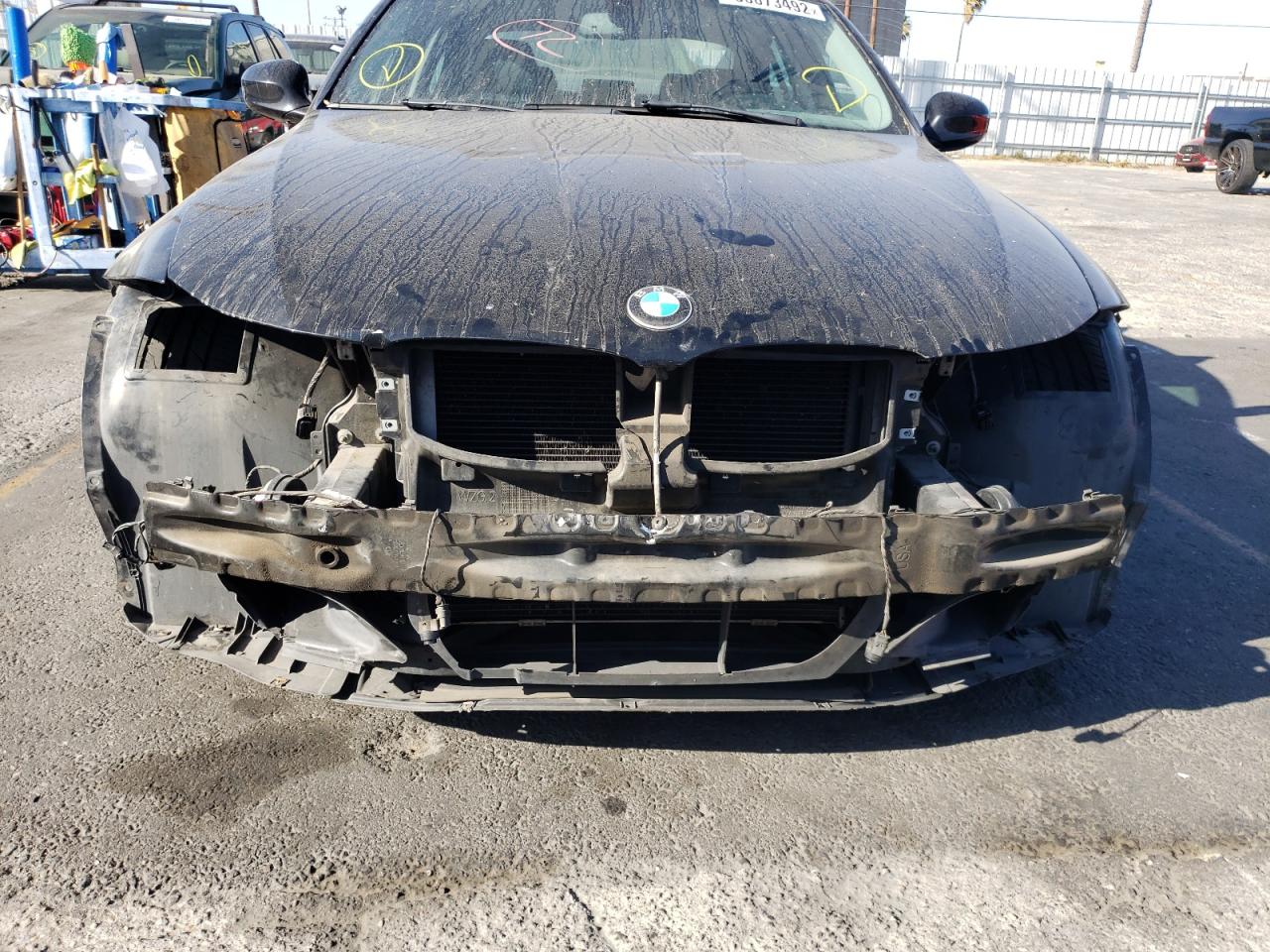 Photo 9 from auction – 2010 BMW 328 I with VIN WBAPH7G57ANM50263
