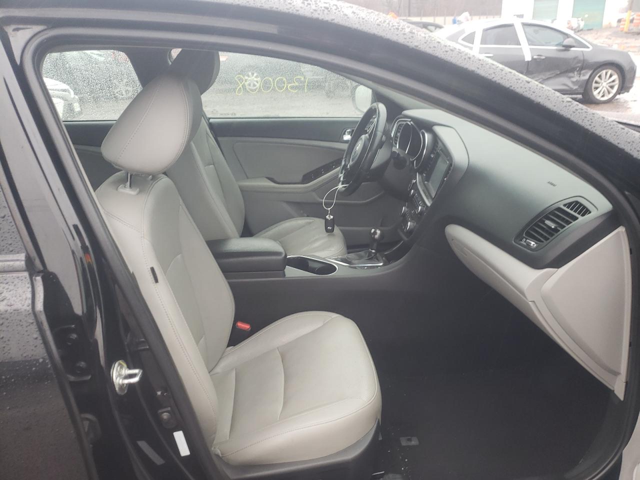 Photo 5 from auction – 2014 KIA OPTIMA EX with VIN 5XXGN4A74EG274312