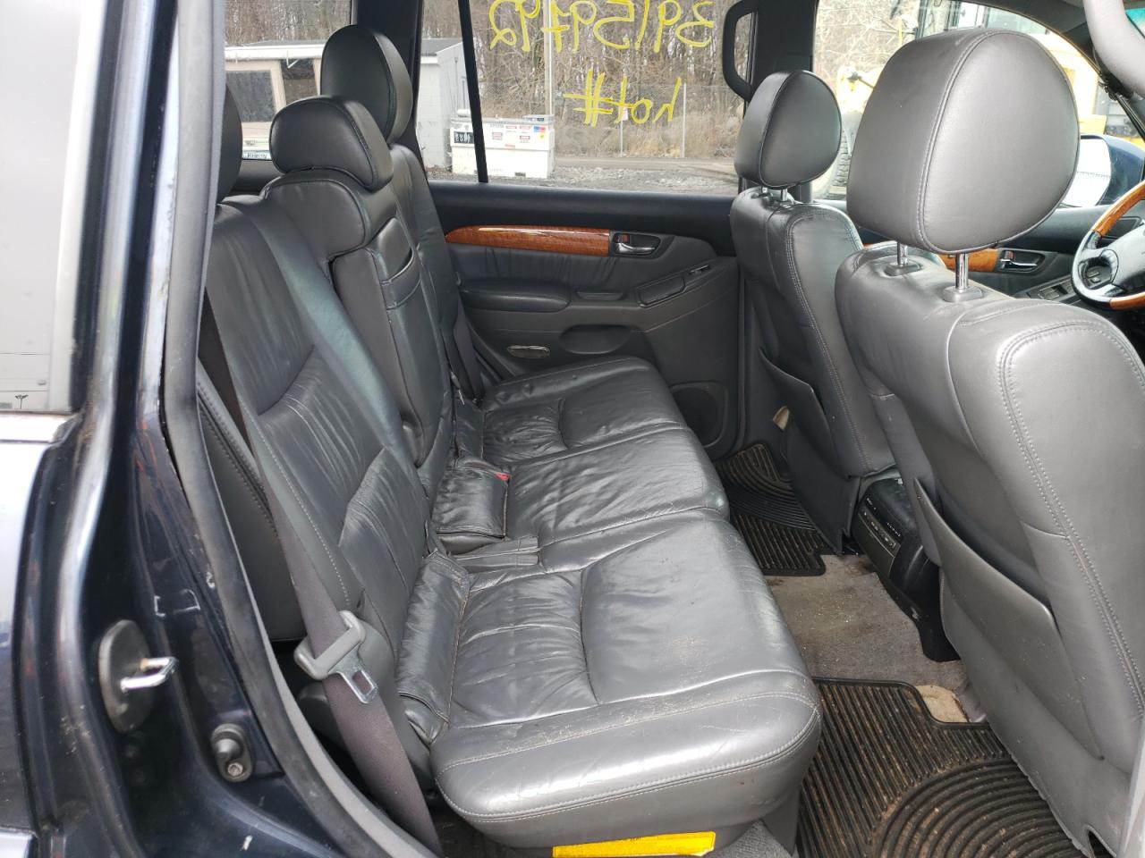 Photo 6 from auction – 2004 LEXUS GX 470 with VIN JTJBT20X240036008