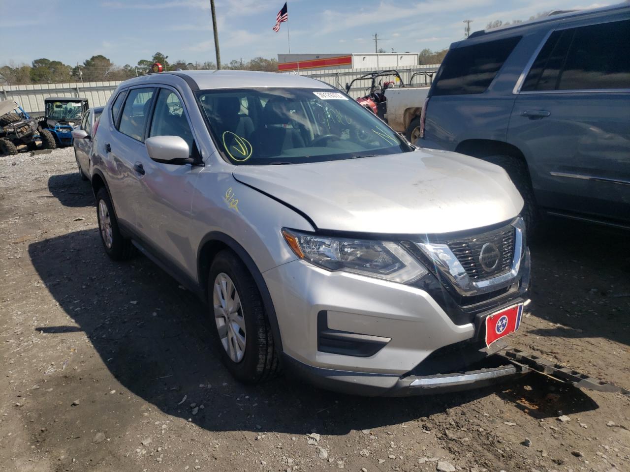 NISSAN ROGUE S 2017 with VIN KNMAT2MT1HP576162 - Photo from auction
