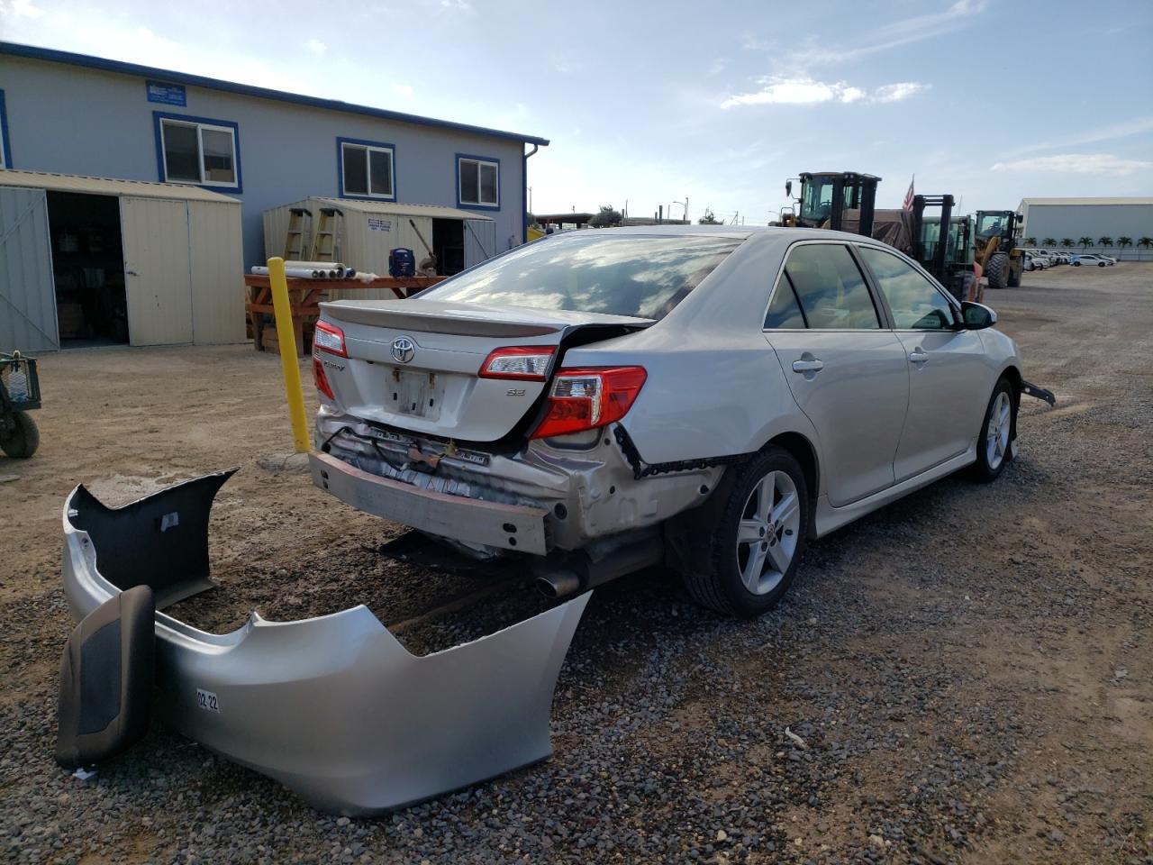 Photo 4 from auction – 2012 TOYOTA CAMRY BASE with VIN 4T1BF1FK7CU505712