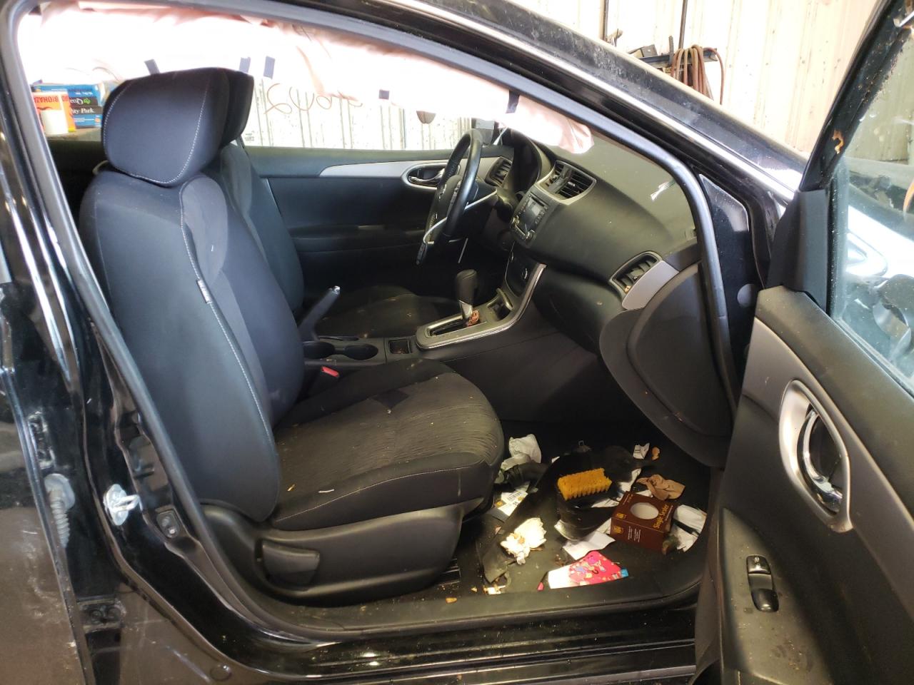 Photo 5 from auction – 2015 NISSAN SENTRA S with VIN 3N1AB7AP6FL683940