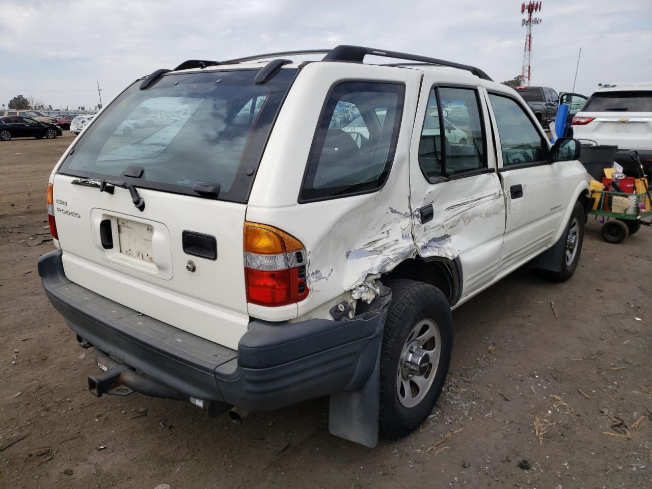 Photo 4 from auction – 1998 ISUZU RODEO S with VIN 4S2CK58D2W4371601