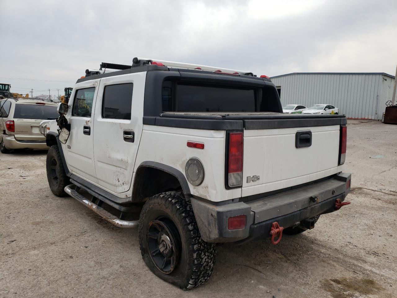 Photo 3 from auction – 2005 HUMMER H2 SUT with VIN 5GRGN22U75H131767