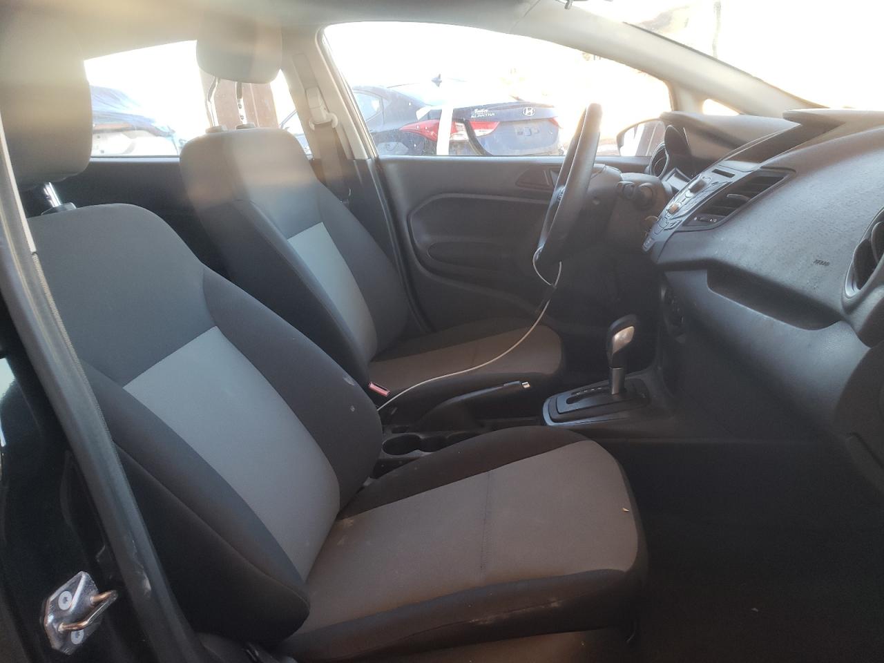 Photo 5 from auction – 2015 FORD FIESTA S with VIN 3FADP4AJ4FM160342
