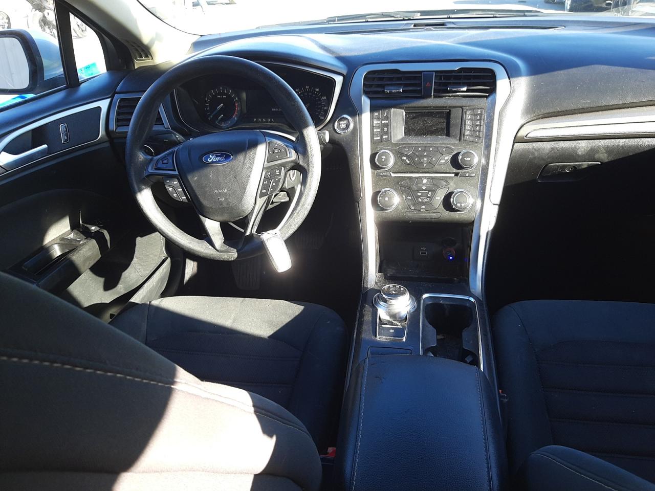 Photo 9 from auction – 2017 FORD FUSION SE with VIN 3FA6P0H77HR294165
