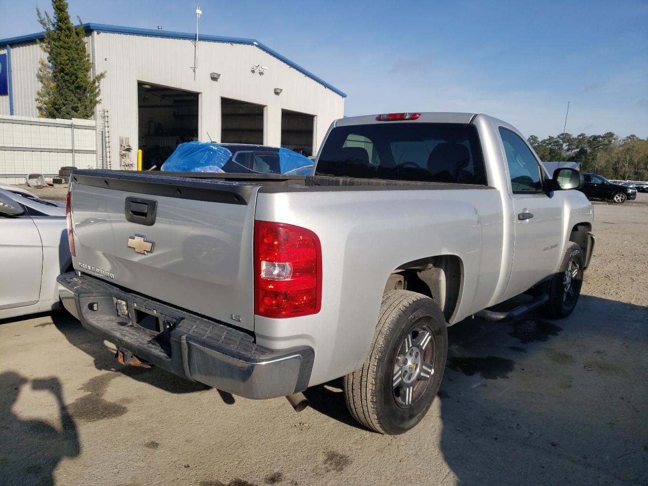 Photo 4 from auction – 2010 CHEVROLET SILVERADO with VIN 1GCPCPEX2AZ193236