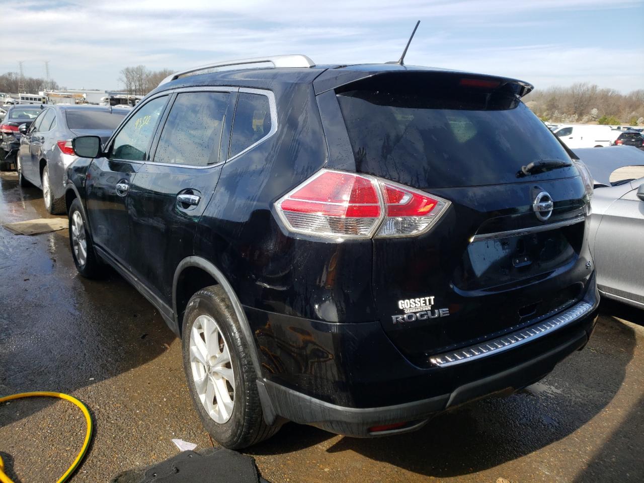 Photo 3 from auction – 2015 NISSAN ROGUE S with VIN KNMAT2MT7FP584649