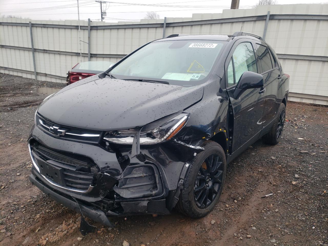 Photo 2 from auction – 2022 CHEVROLET TRAX 1LT with VIN KL7CJPSM0NB501353