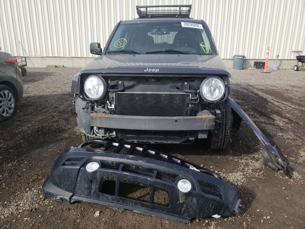 Photo 9 from auction – 2015 JEEP PATRIOT with VIN 1C4NJRAB0FD393586