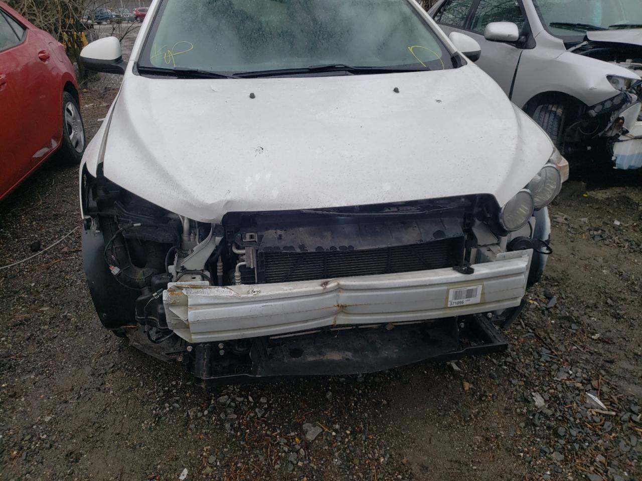 Photo 9 from auction – 2014 CHEVROLET SONIC LT with VIN 1G1JC5SH8E4177416