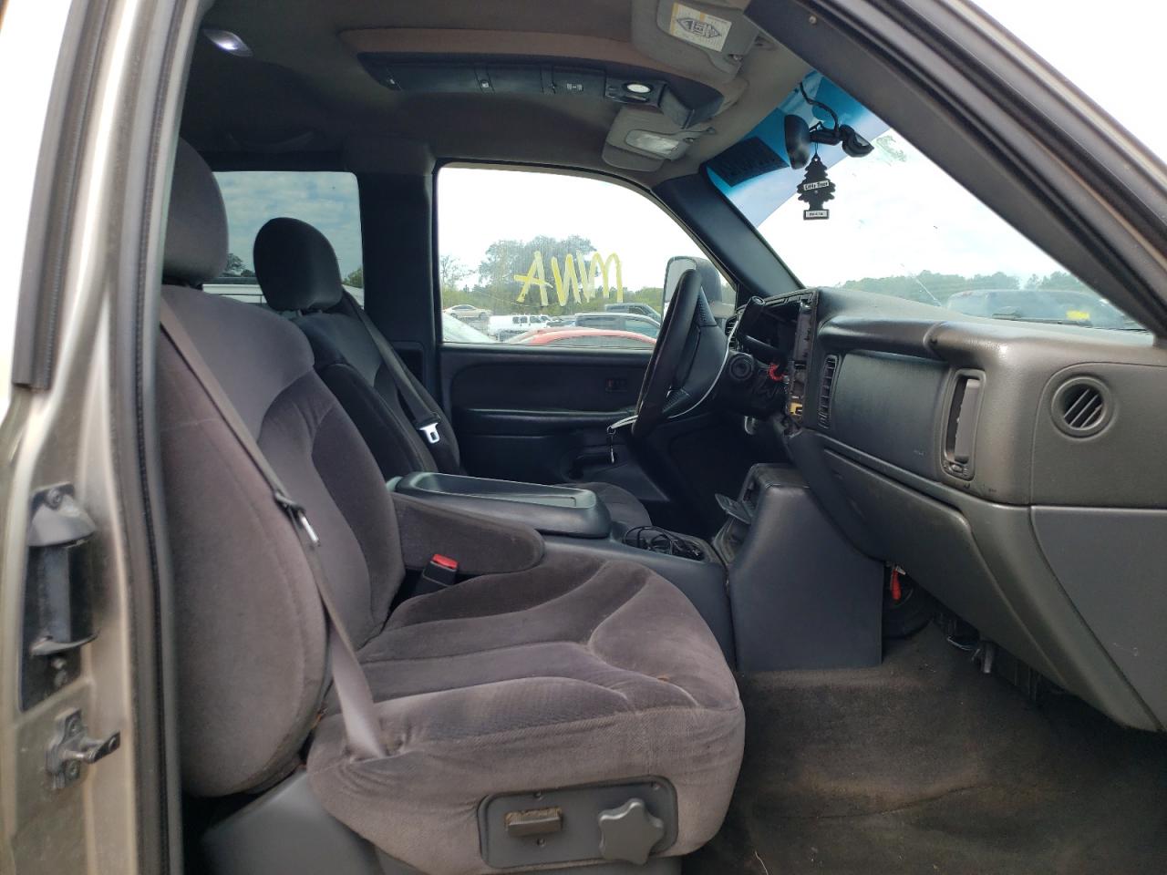 Photo 5 from auction – 2002 GMC SIERRA K25 with VIN 1GTHK29U12Z199105