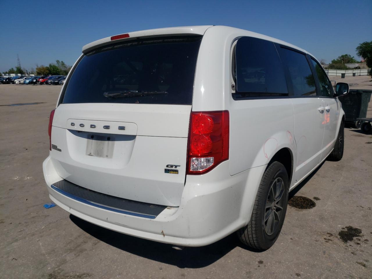 Photo 4 from auction – 2019 DODGE GRAND CARA with VIN 2C4RDGEG1KR529945