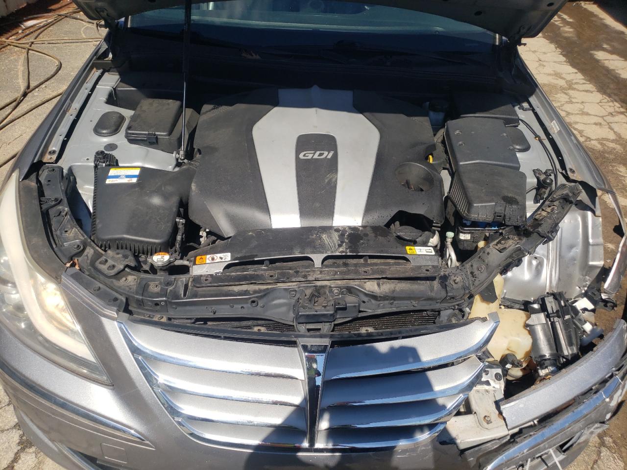 Photo 7 from auction – 2012 HYUNDAI GENESIS 3. with VIN KMHGC4DD9CU158808