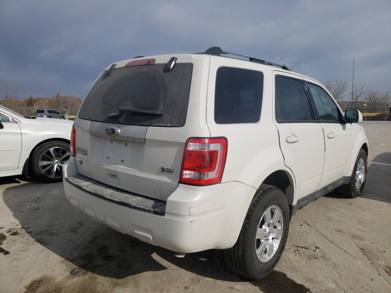 Photo 4 from auction – 2012 FORD ESCAPE LIM with VIN 1FMCU9EG0CKB95162