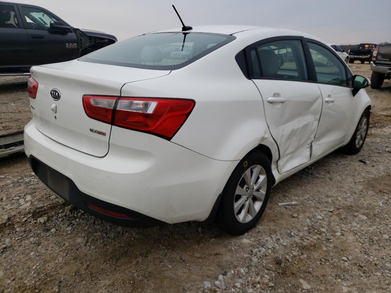 Photo 4 from auction – 2013 KIA RIO EX with VIN KNADN4A31D6124202