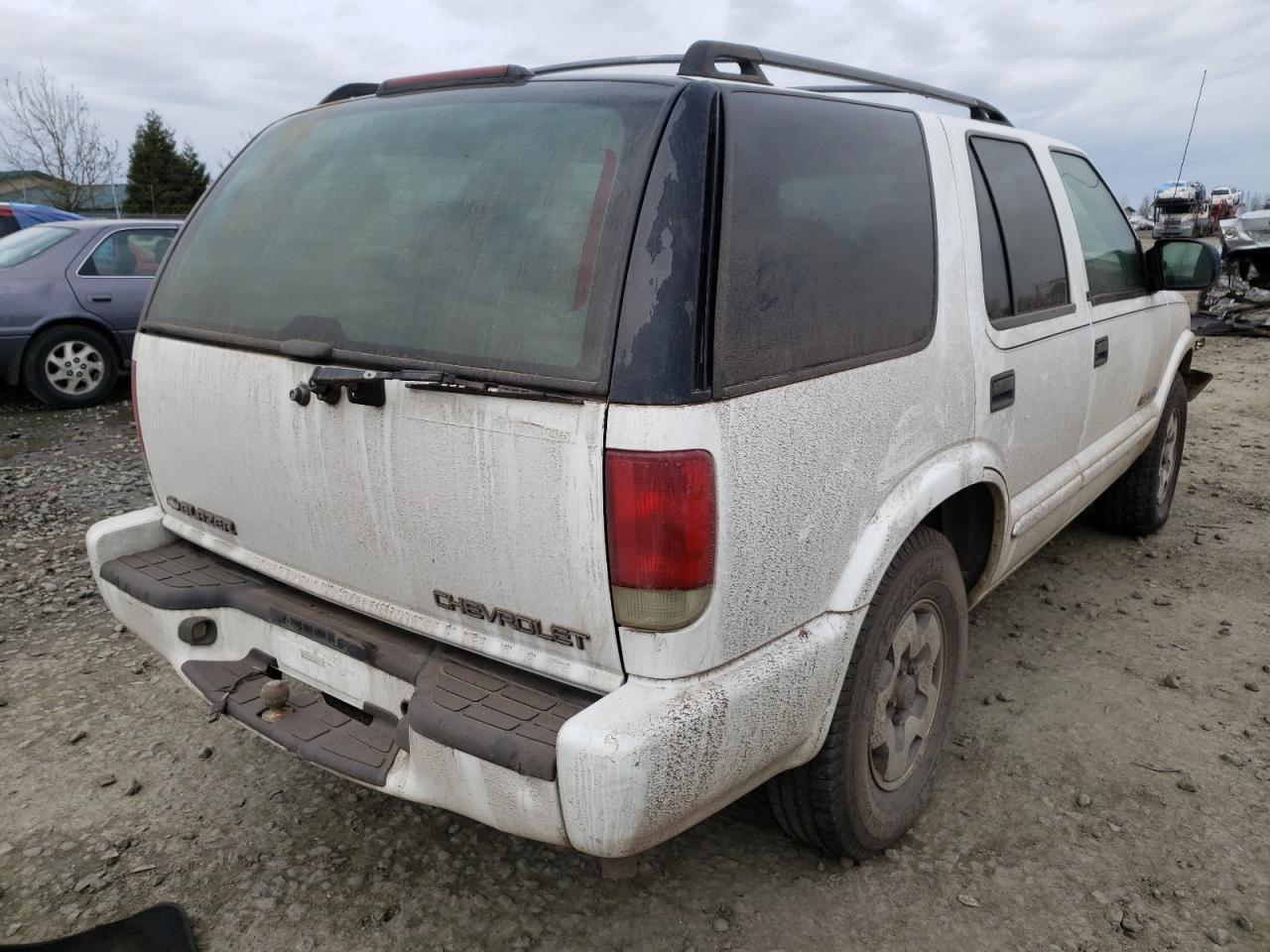 Photo 4 from auction – 2003 CHEVROLET BLAZER with VIN 1GNDT13X23K135584