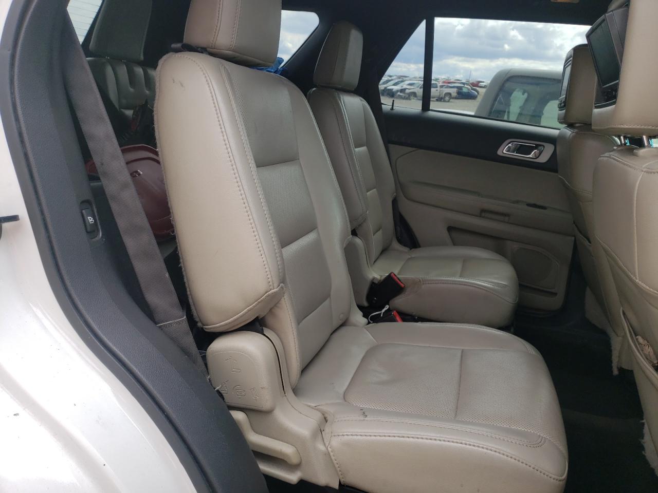 Photo 6 from auction – 2012 FORD EXPLORER L with VIN 1FMHK7F94CGA93415