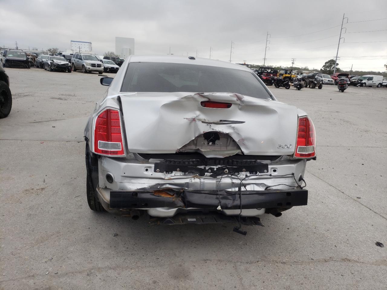 Photo 9 from auction – 2012 CHRYSLER 300 with VIN 2C3CCACG2CH223695