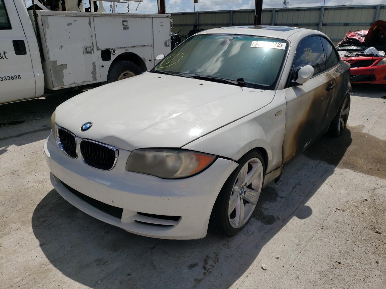 Photo 2 from auction – 2009 BMW 128 I with VIN WBAUP73559VK74871