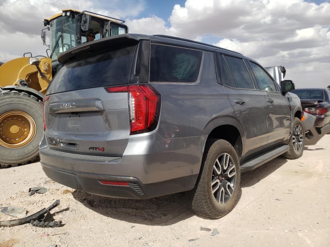 Photo 4 from auction – 2021 GMC YUKON AT4 with VIN 1GKS2CKD2MR436357