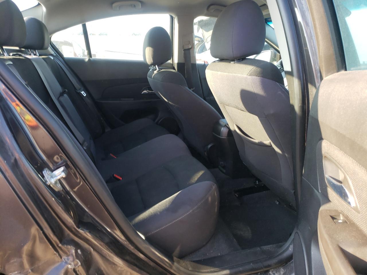 Photo 6 from auction – 2015 CHEVROLET CRUZE LT with VIN 1G1PC5SB9F7147976