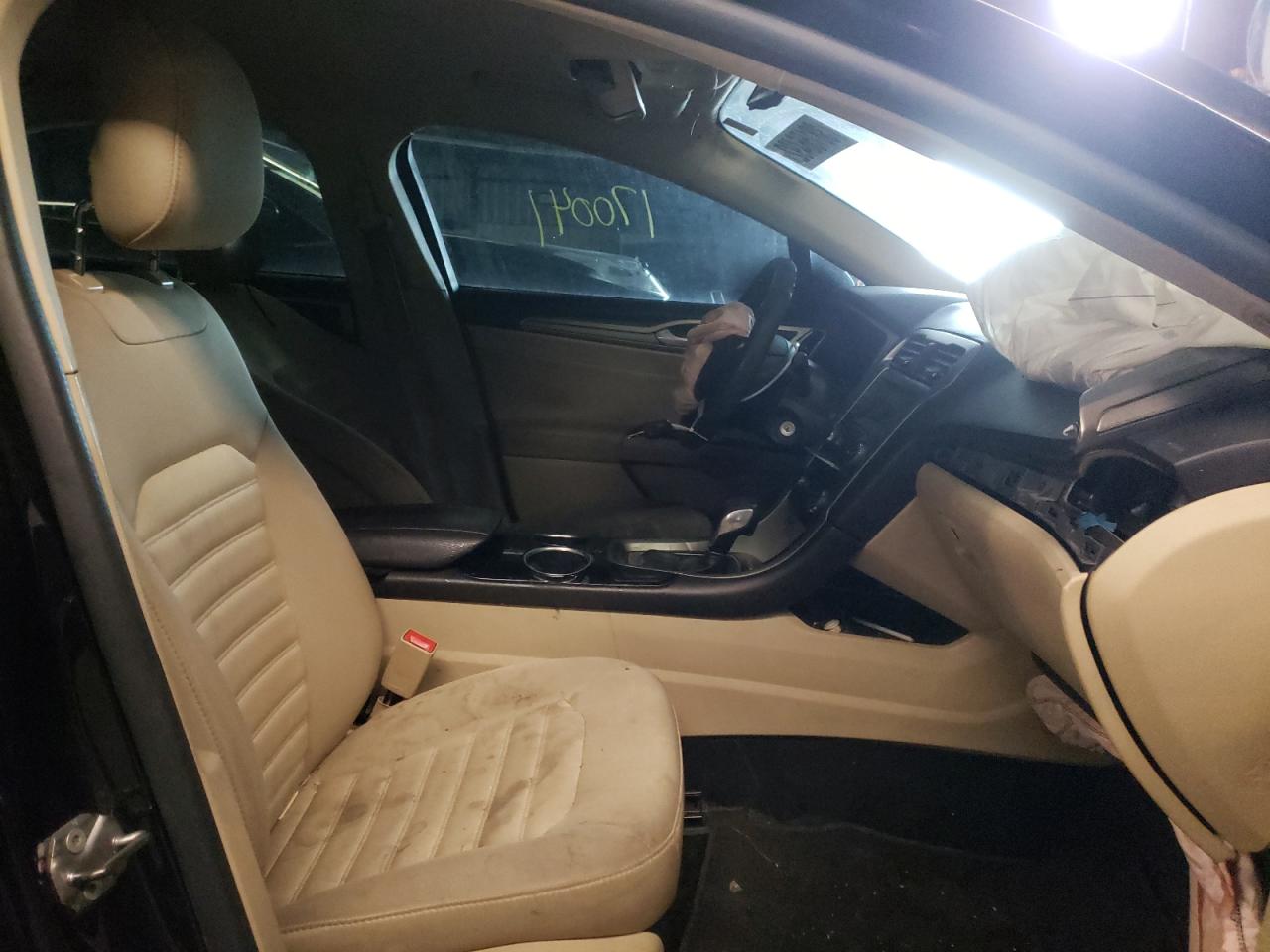 Photo 5 from auction – 2013 FORD FUSION SE with VIN 3FA6P0H71DR264153